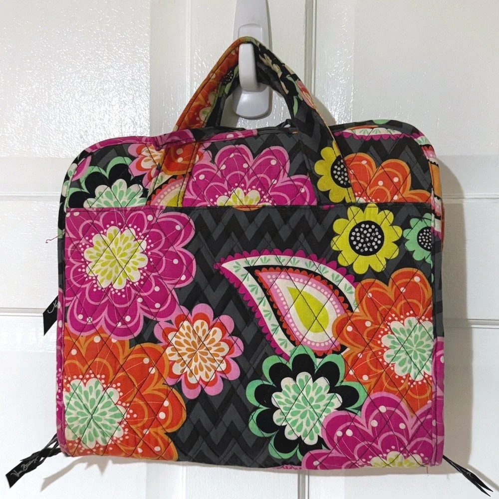 Vera Bradley Floral Nightingale Hanging Travel Organizer Quilted Toiletry Bag